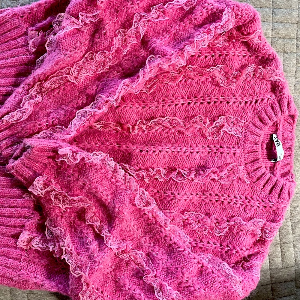 Zara wool blend lacy sweater sz small